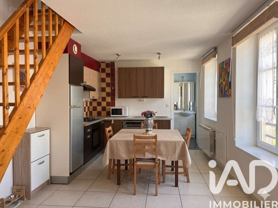 Photo 2 - Maison à LA CHARITE-SUR-LOIRE