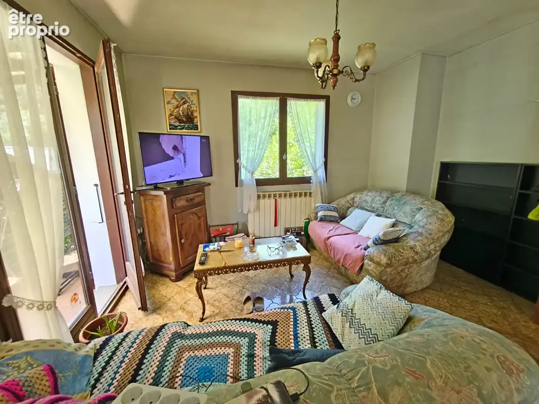 Maison à vendre à Saint Helene sur Isère  - 4 pièces, 3 chambres, grand terrain - photo 5