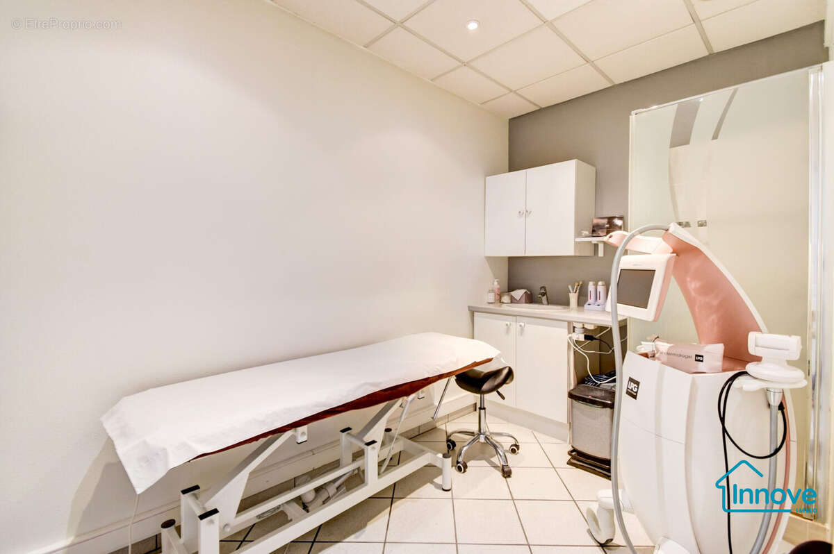 Autre à RAMBOUILLET