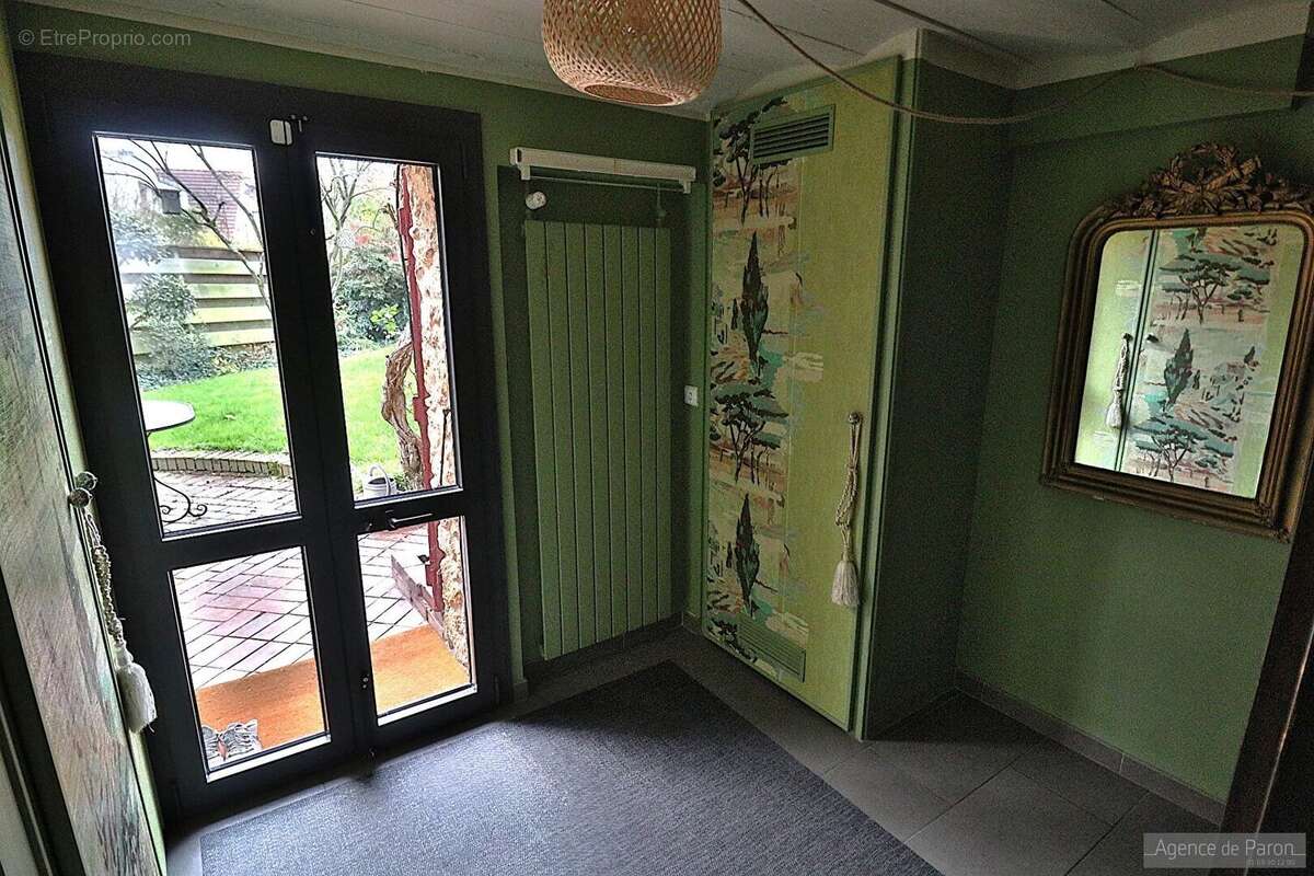 Maison à VERRIERES-LE-BUISSON