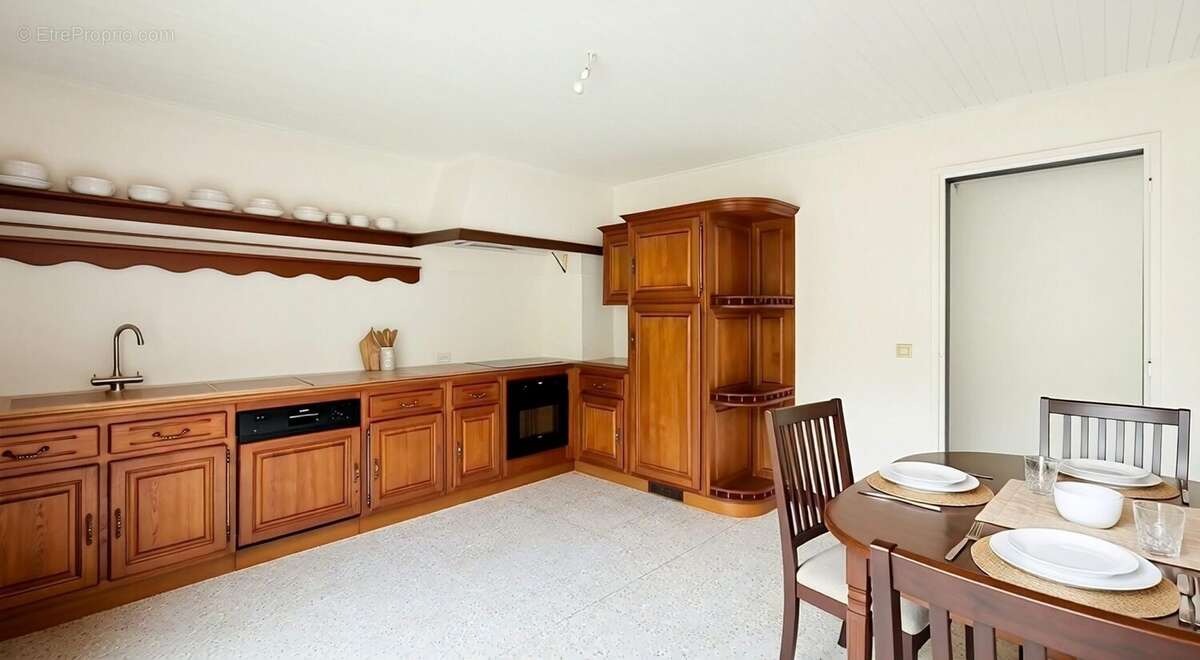 Maison 281 m² à Pont-De-Roide  - photo 3