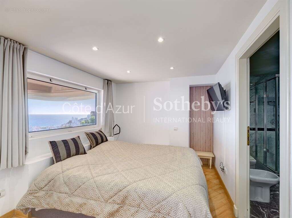 Appartement à BEAUSOLEIL