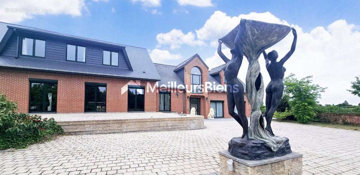 Maison à ENGLEFONTAINE