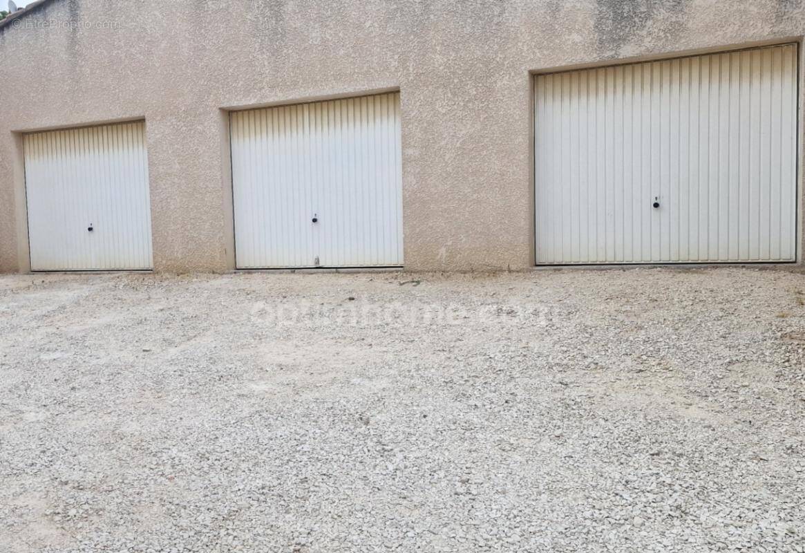 Appartement à ENSUES-LA-REDONNE