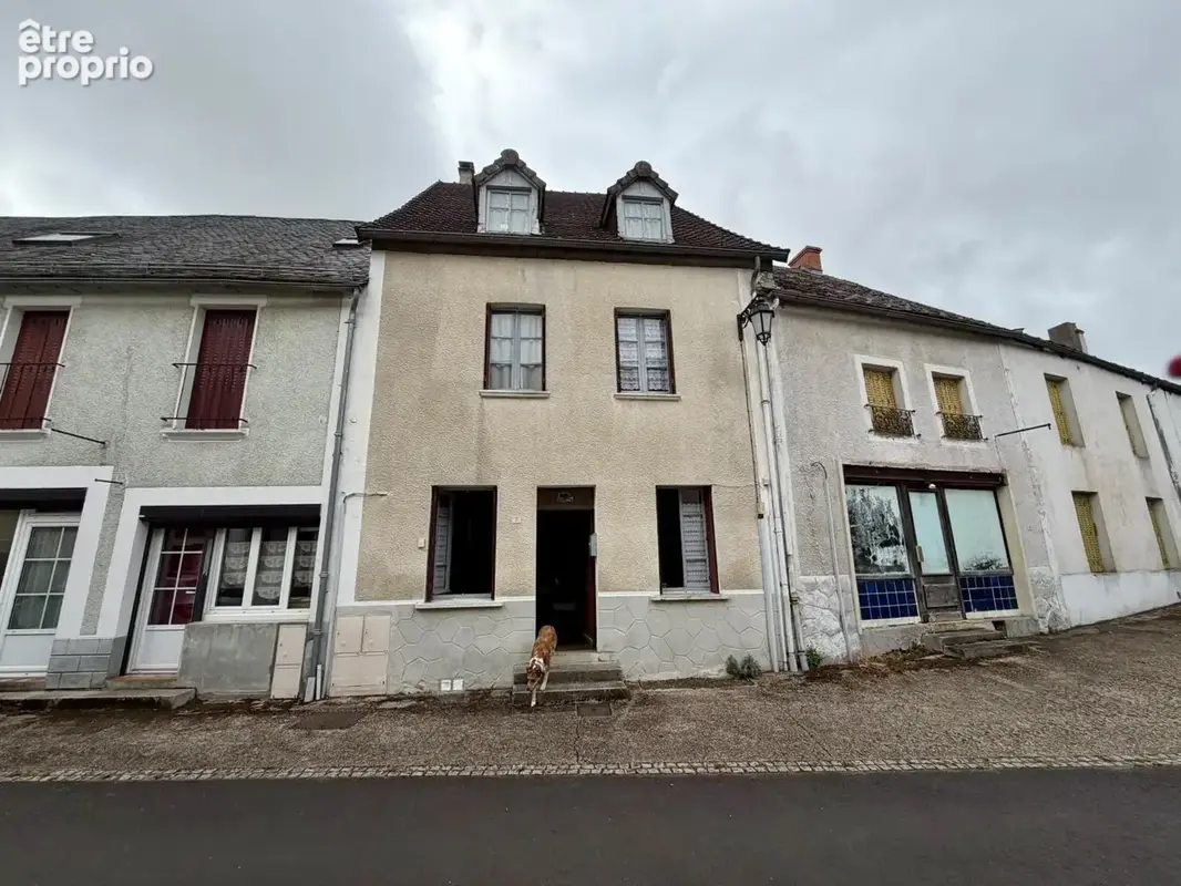 Photo Maison à Herment au prix de 45 000€