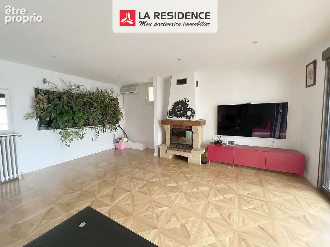Maison 160 m² à Stains  - photo 5