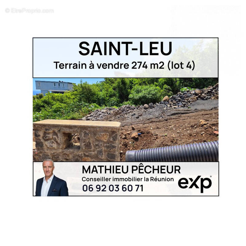 Terrain à LE PORT