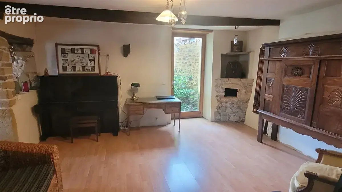 Maison 10 pièces 330 m² à vendre à Saint-Loup (69490) - photo 7