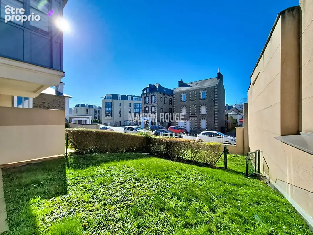 T3 rénové de standing - terrasse  et jardin privatif - proche gare et centre-ville - photo 13