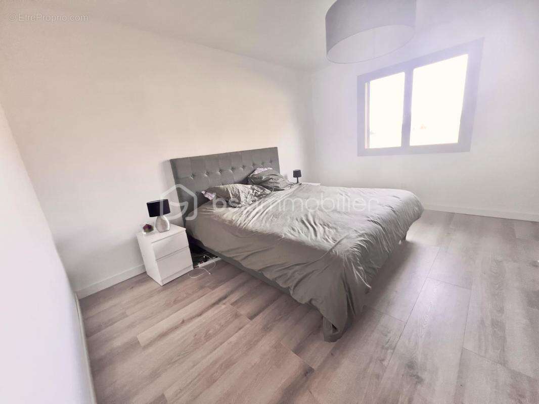 Maison à CHAMOUX-SUR-GELON