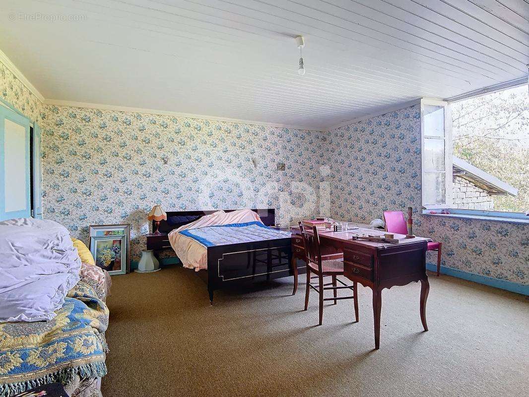 Maison à BOUZANCOURT