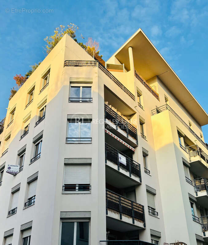 Appartement à LYON-9E