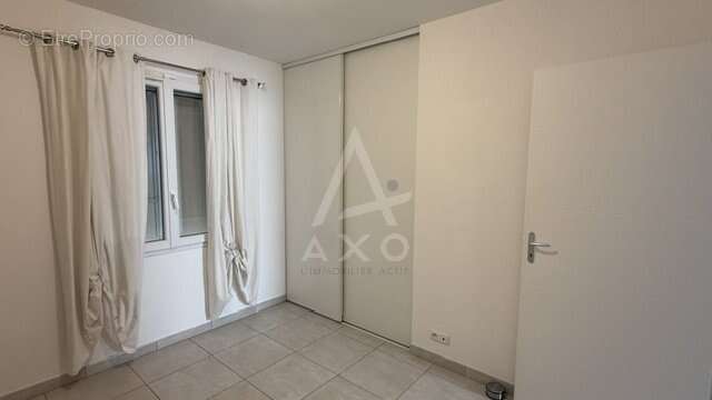 Saint-yrieix - pavillon plain pied 3 chambres avec jardin - photo 9
