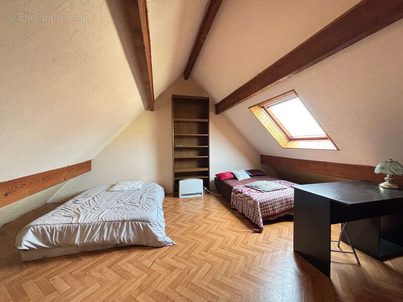 Maison à VERRIERES-LE-BUISSON