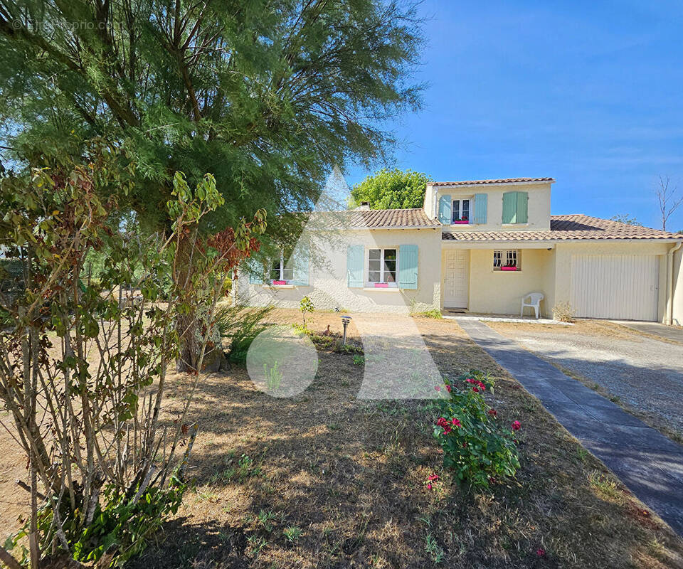 Maison à LA TREMBLADE