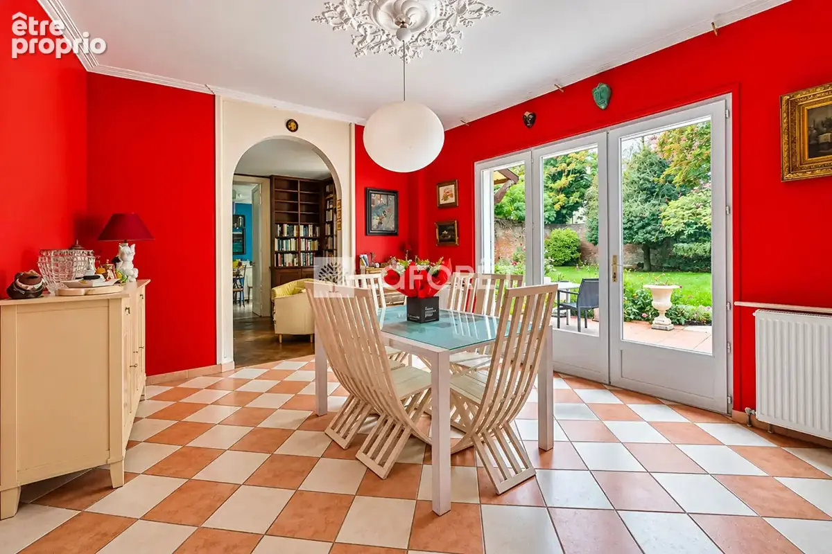Possibilité de division - ensemble immobilier de plus de 300m² - photo 2