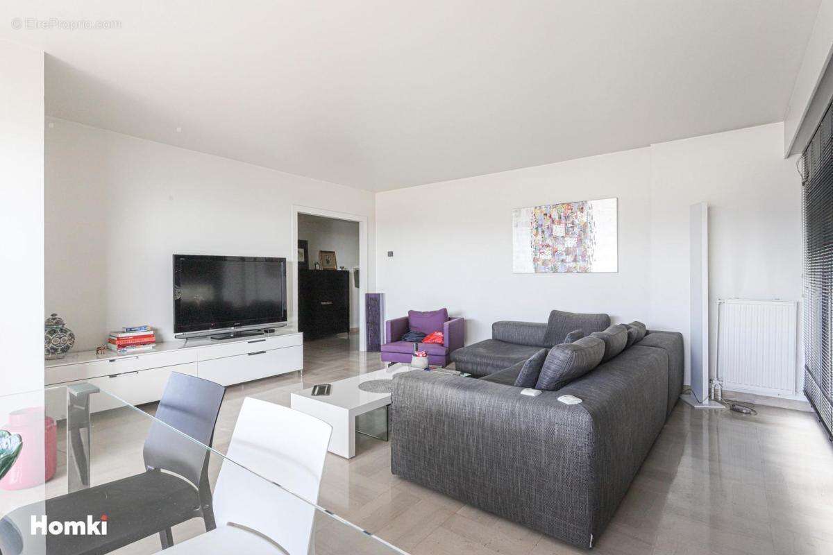 Appartement T4 de 101 m² à Nice 06300, Avenue du Mont Alban - photo 2