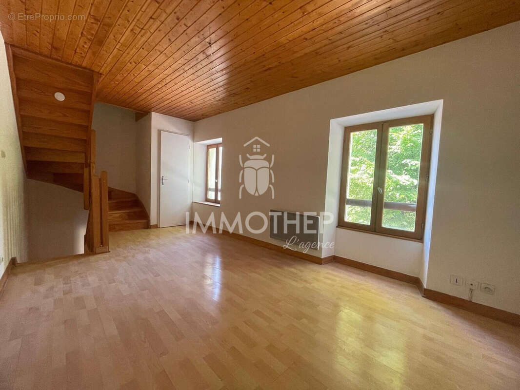 Maison 47 m² à Herbeys  - photo 6