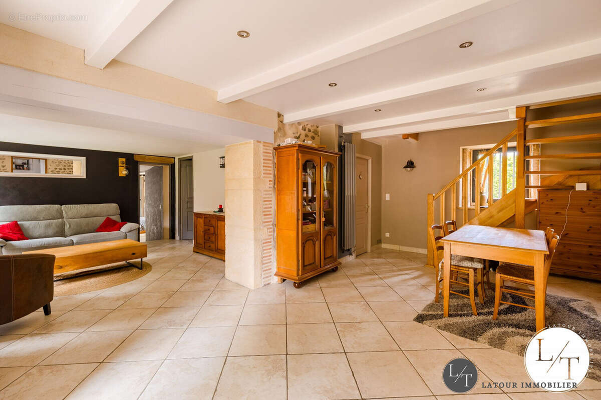 Maison à BOURGOIN-JALLIEU