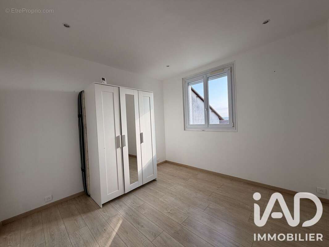 Maison 92 m² à Le Mans  - photo 6
