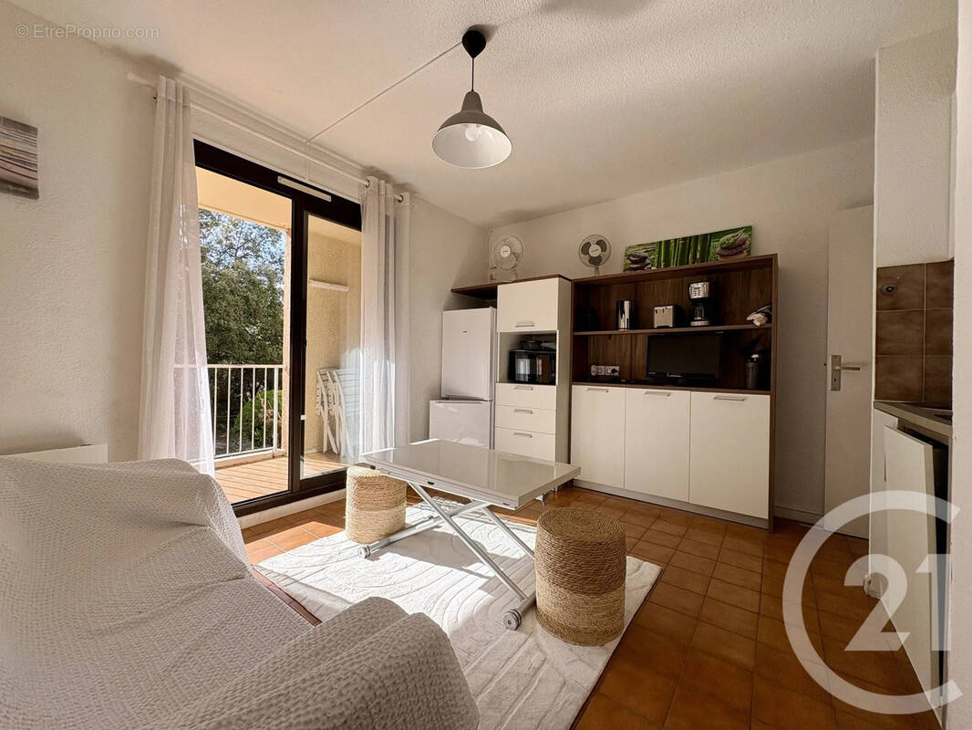 Appartement à SIX-FOURS-LES-PLAGES