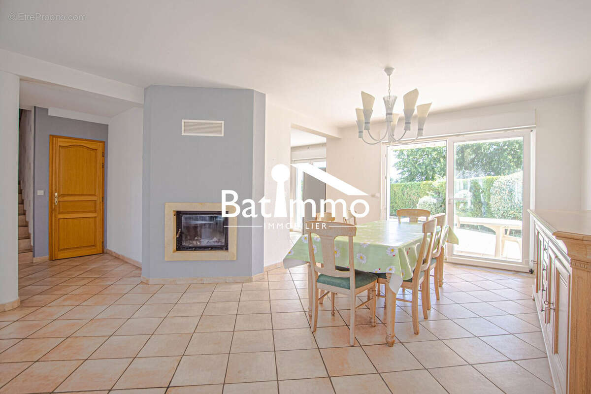 Maison 140 m² à Pournoy-La-Grasse  - photo 6