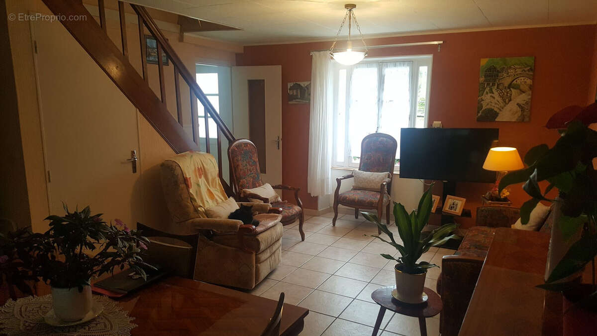 Maison à SAINT-DIZIER-LEYRENNE