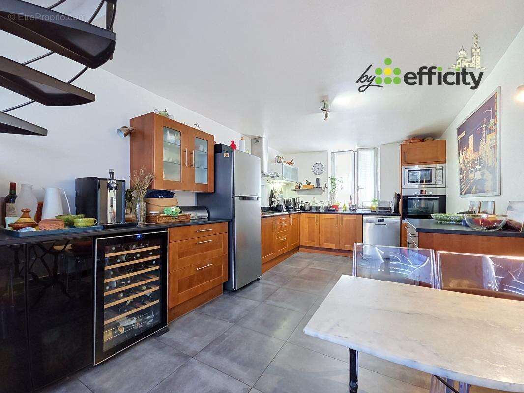 Maison à MARSEILLE-6E