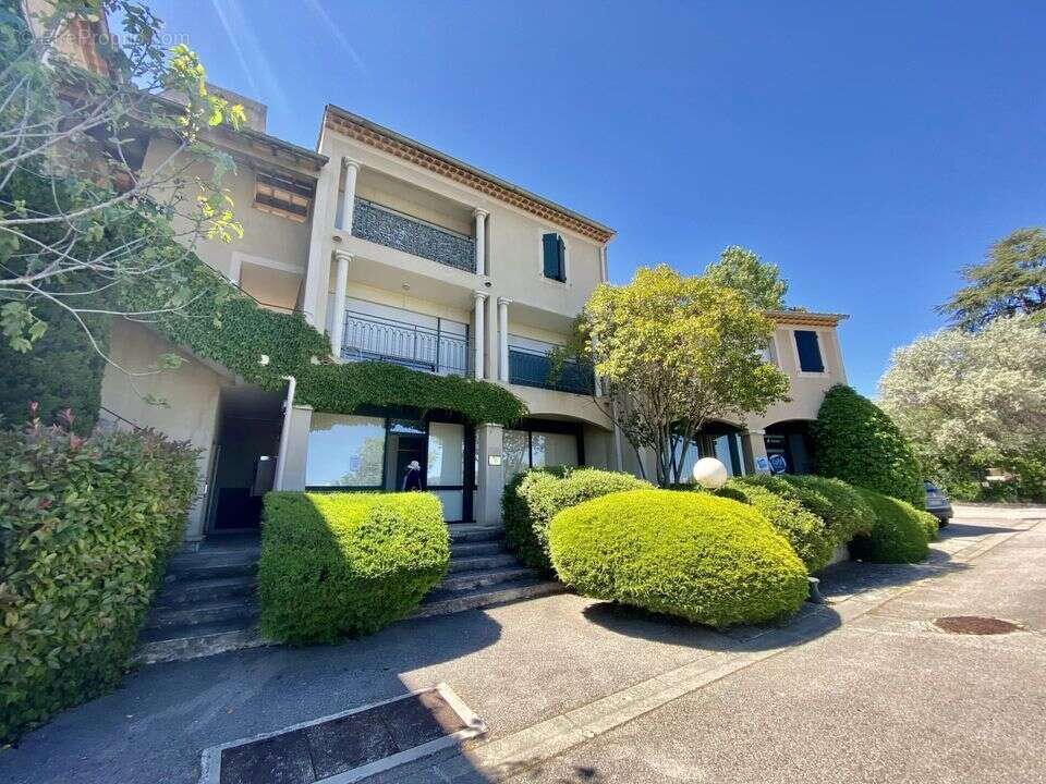 Appartement à GREOUX-LES-BAINS