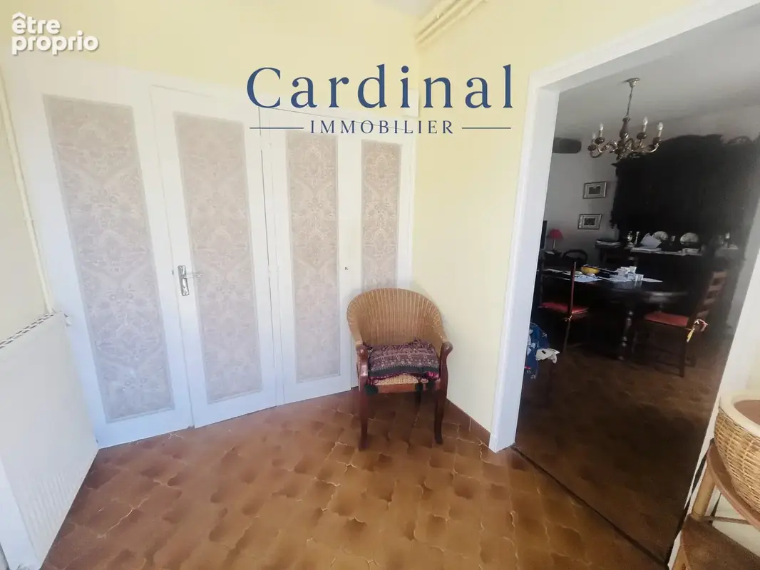 Maison bourgeoise de 150m2, Parc 865 m2, garage 60 m2 Plein centre RIBERAC - photo 9
