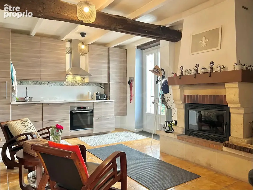 Charmante maison en pierre avec vue sur la vallée et un véritable potentiel équestre - photo 7