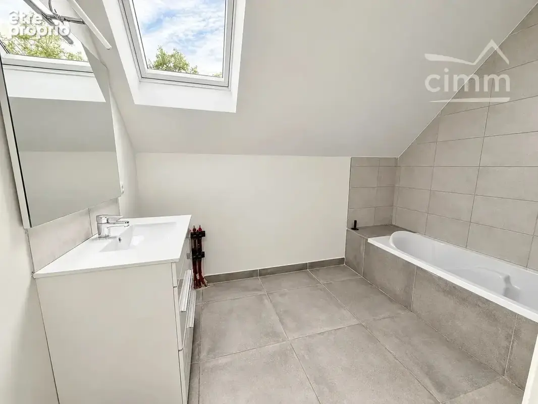 Saint-gervais-la-forêt — maison de 2021, 4 chambres, jardin et garage - photo 15