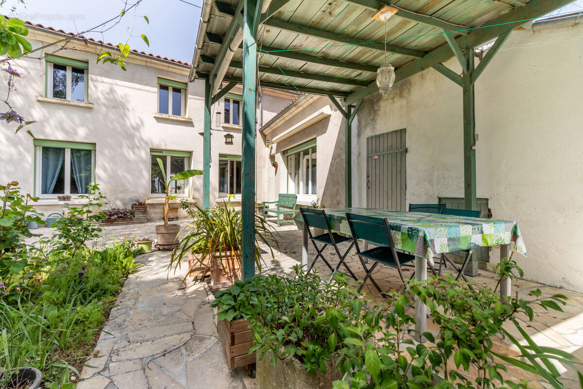 Maison à PORT-D'ENVAUX