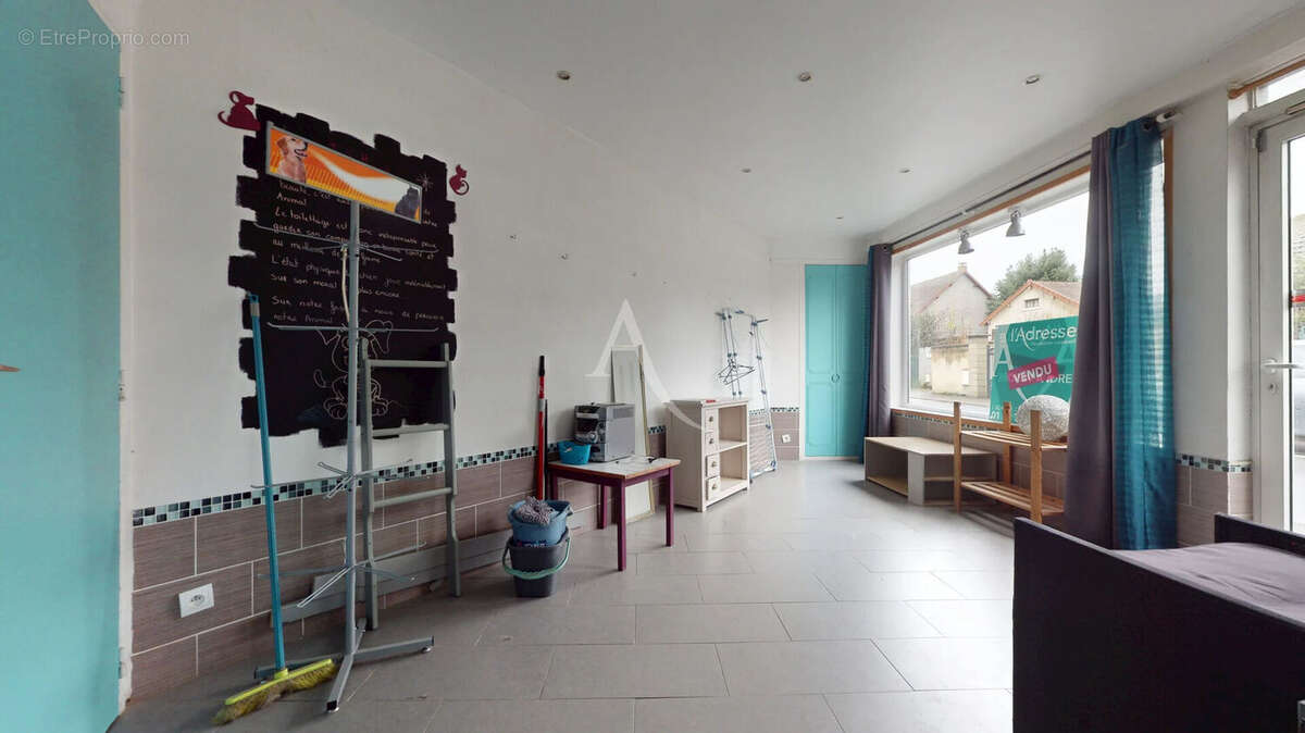 Commerce à CONFLANS-SAINTE-HONORINE