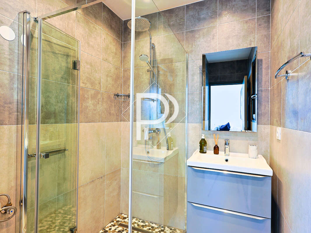 Maison à PLAN-DE-LA-TOUR