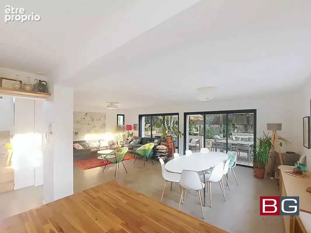 Vallauris "proche centre" Villa de style contemporain - photo 3