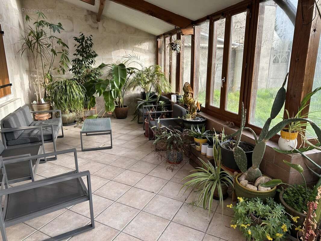 Maison à BROU-SUR-CHANTEREINE