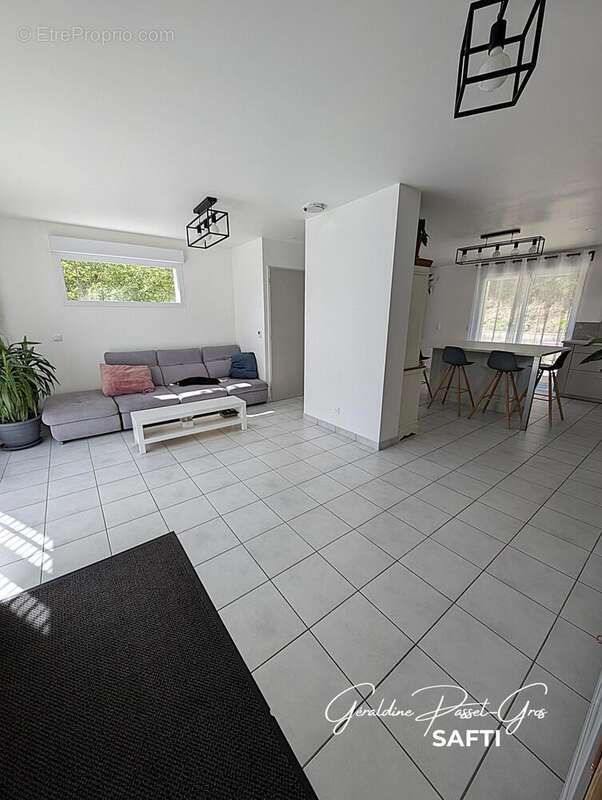 Photo 2 - Maison à EURRE