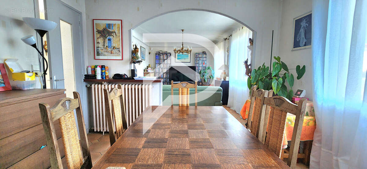 Maison à SAINT-GRATIEN