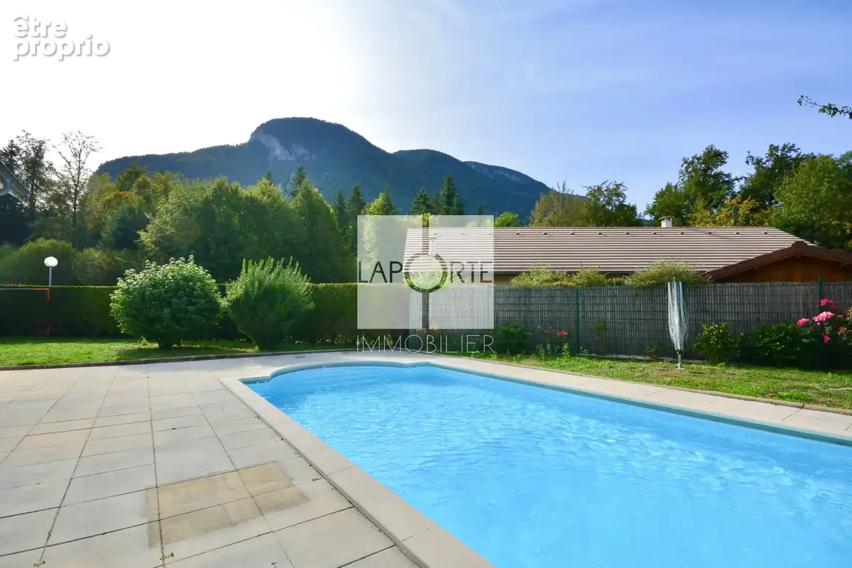 THORENS-GLIÈRES   170 m2 de surface totale   124 m2 habitables   5 chambres   terrain 801 m2   piscine   pompe - photo 19