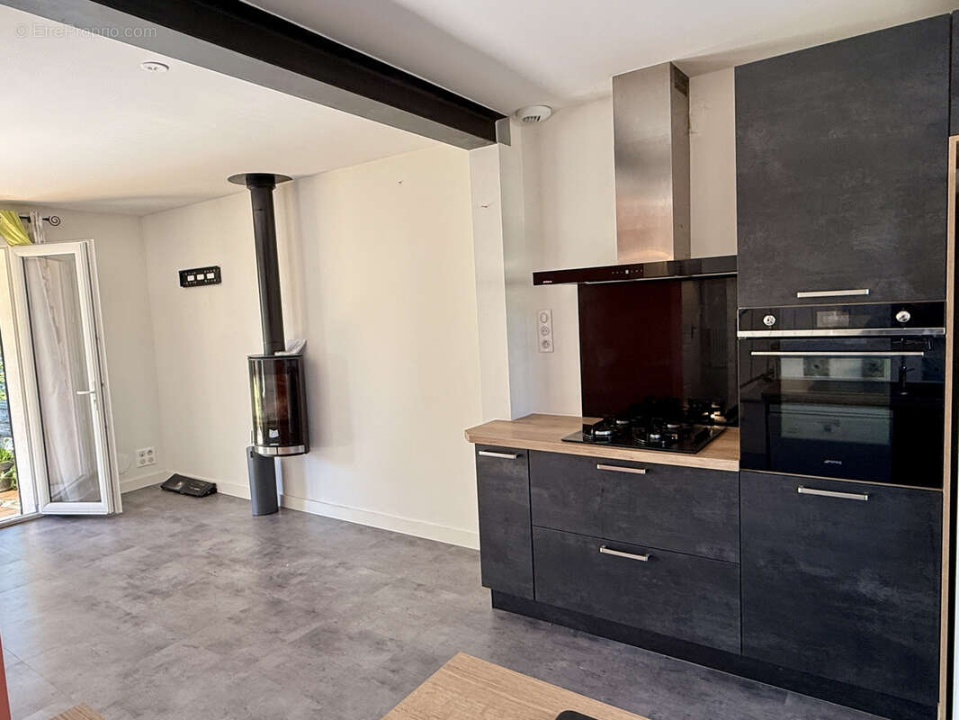 Maison à SAINT-JUERY