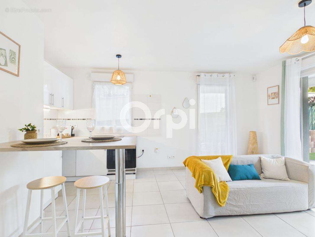 Rez de jardin - residence recente - garage - photo 2