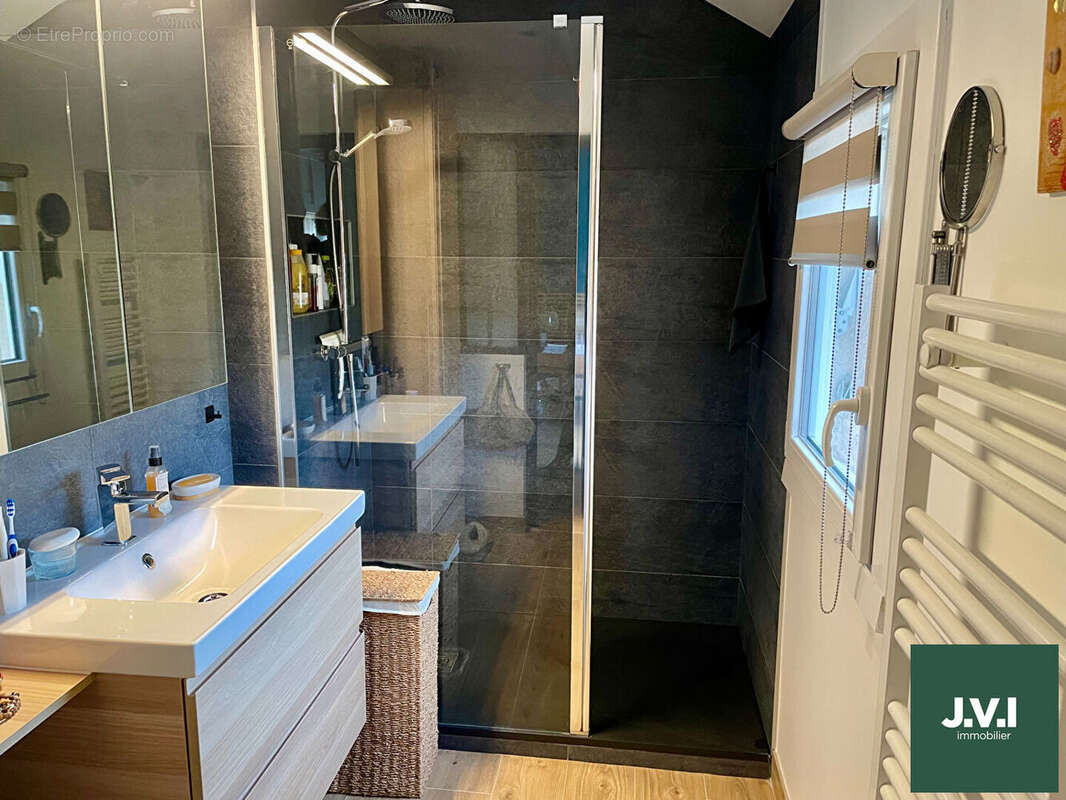 Maison à MONTMORENCY