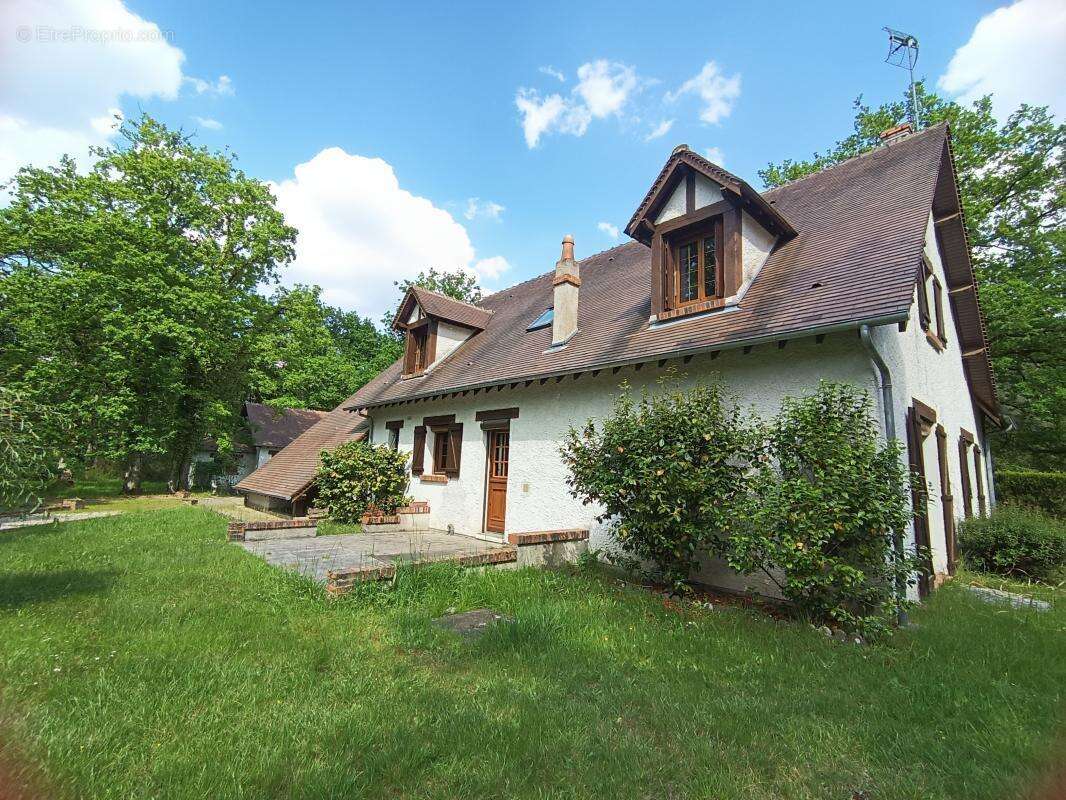 Maison à LIGNY-LE-RIBAULT