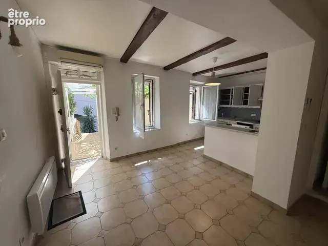 Maison de ville T2 avec dépendances, terrasse et parking   Allauch Village - photo 7