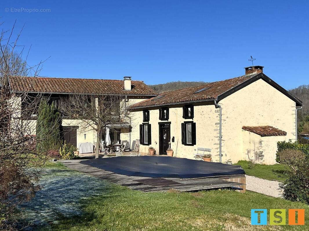 Maison à SAUVETERRE-DE-COMMINGES