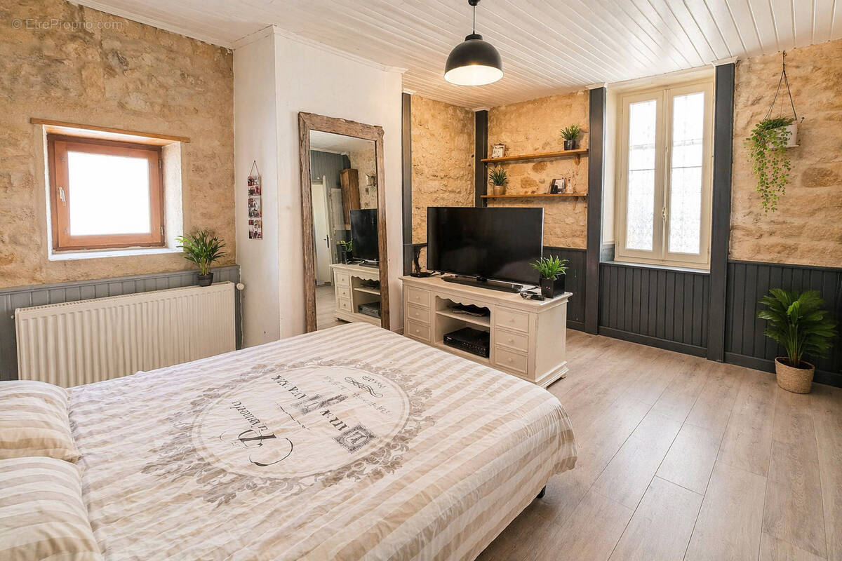 Maison à PIERRELATTE