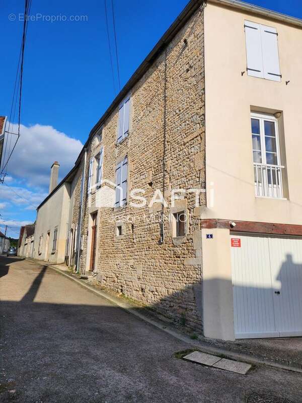 Photo 6 - Maison à LES RICEYS