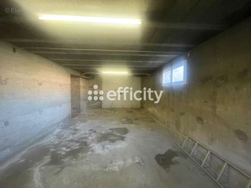 Maison à ROUSSILLON