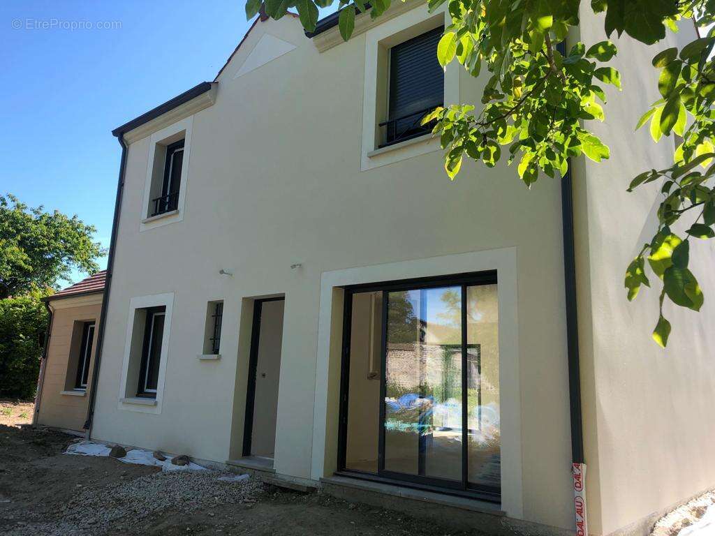SECTEUR : Bray sur Somme  à CAPPY,  Terrain a bâtir -  surface de 826 m² / cadre calme et agréable - photo 8